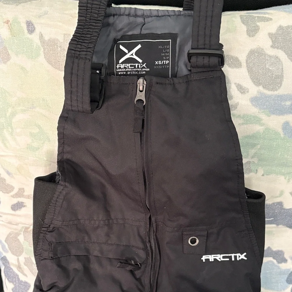 Arctix Kids Black Snow Bib - Picture 2 of 5